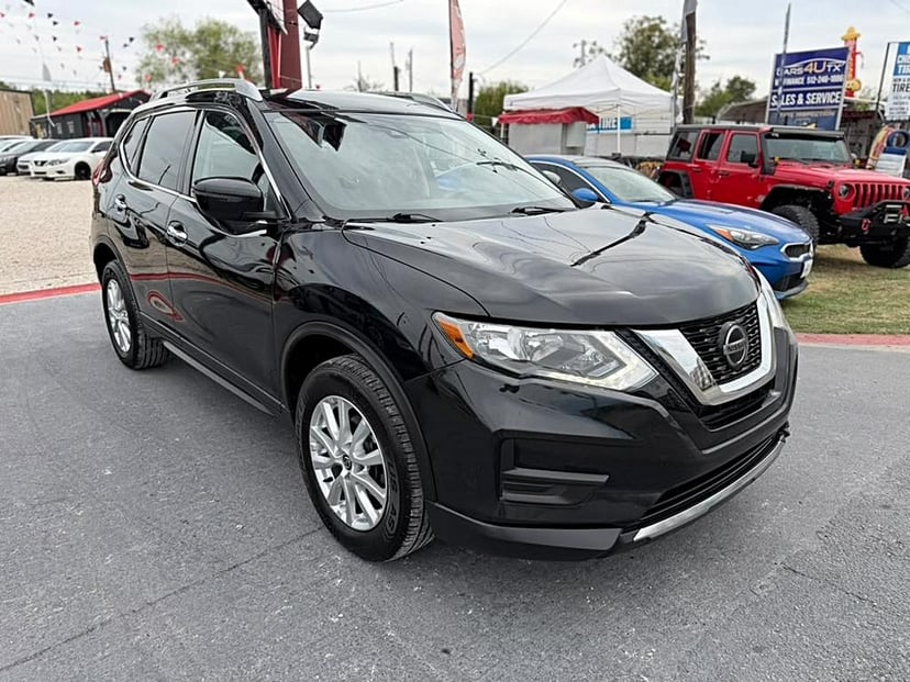 2020 Nissan Rogue - Image 1