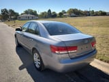 2006 Hyundai Sonata - Preview 3