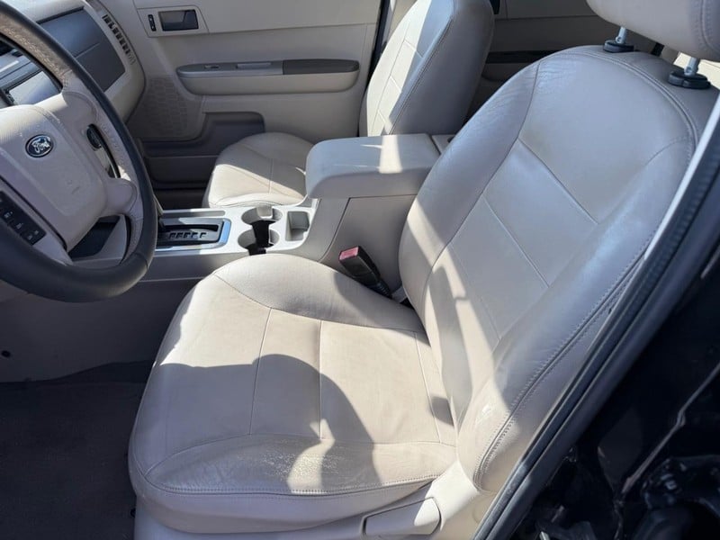 2008 Ford Escape - Image 3