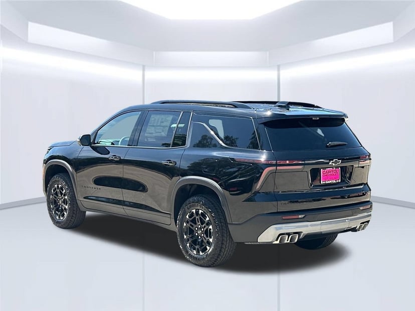 2027 Chevrolet Traverse - Image 1
