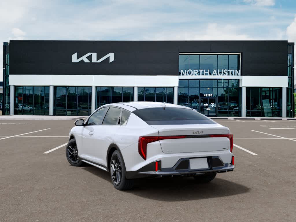 2026 Kia K4 - Image 2