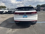 2026 Volkswagen Atlas Cross Sport - Preview 5