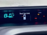 2013 Toyota Prius c - Preview 14