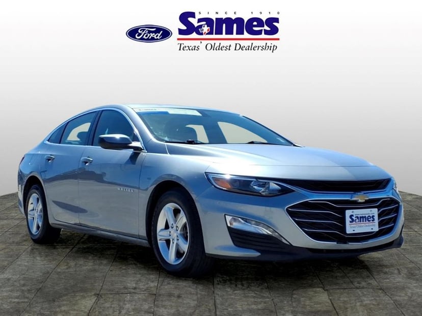2024 Chevrolet Malibu - Image 1