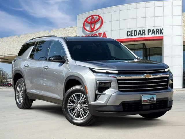 2025 Chevrolet Traverse - Image 1