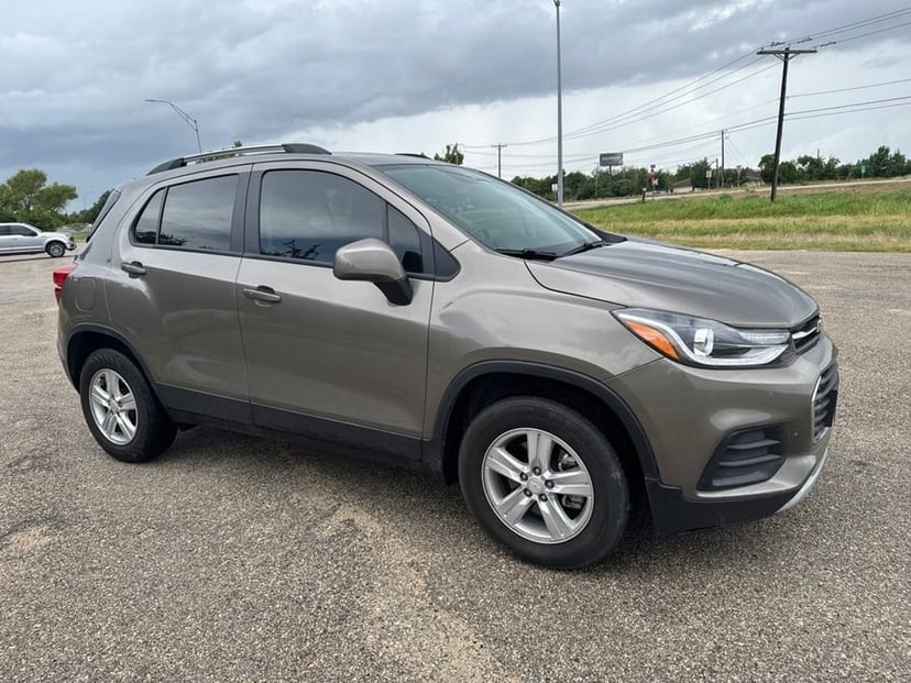 2022 Chevrolet Trax - Image 1
