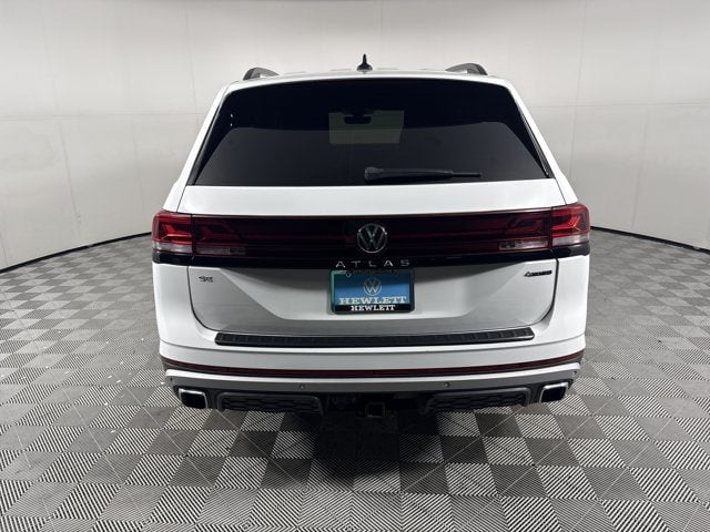 2024 Volkswagen Atlas - Image 3