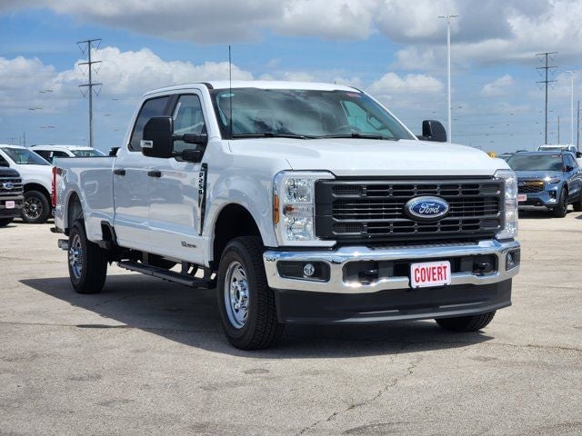2026 Ford F-250 - Image 3