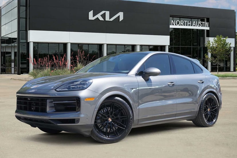 2025 Porsche Cayenne - Image 1