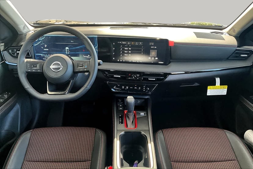 2026 Nissan Kicks MPV - Image 3