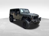 2012 Jeep Wrangler - Preview 3