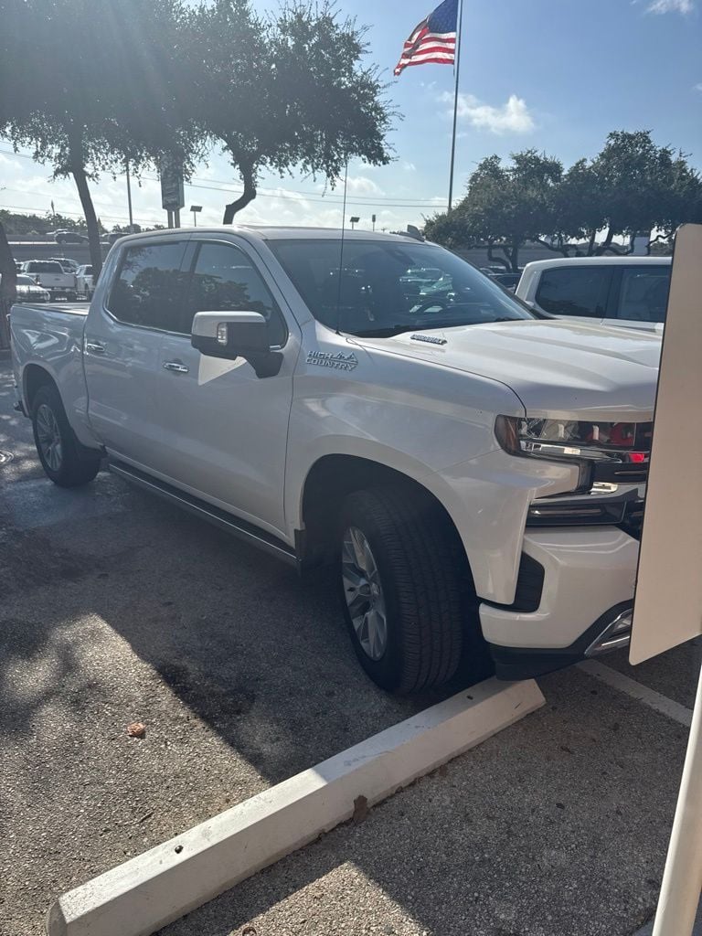 2020 Chevrolet Silverado 1500 - Image 3