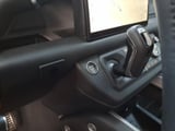 2025 Land Rover Defender - Preview 15