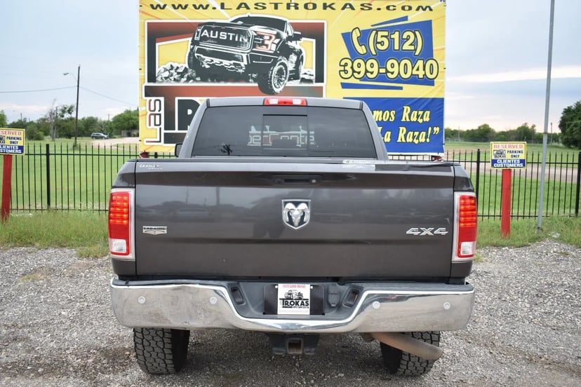 2018 RAM 2500 Crew Cab - Image 2