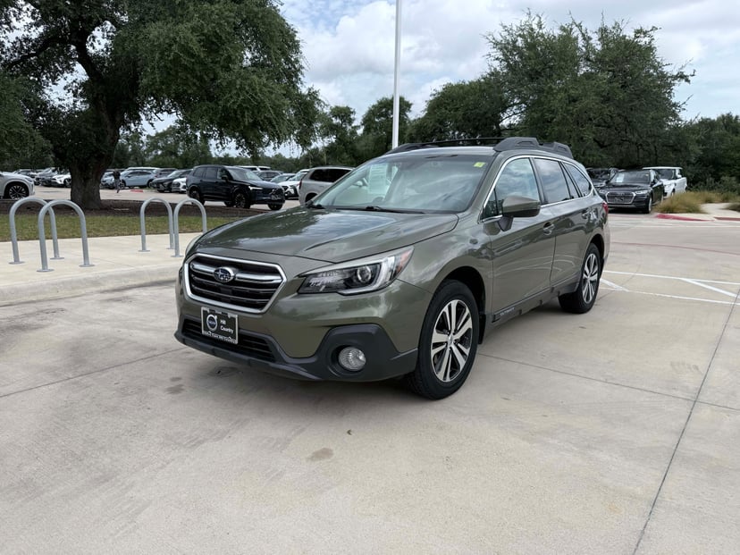 2018 Subaru Outback - Image 1