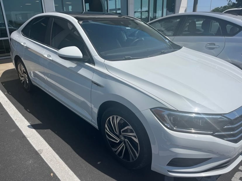 2020 Volkswagen Jetta - Image 1