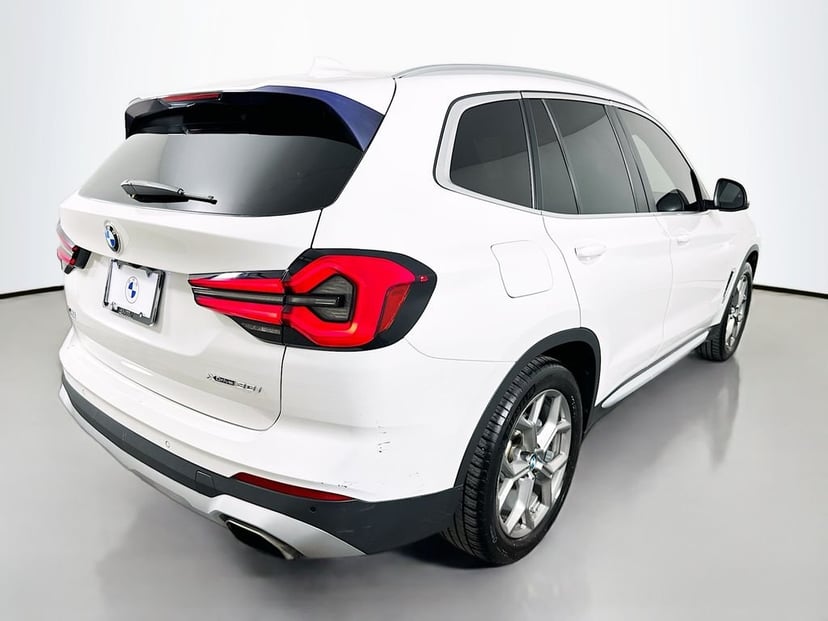 2022 BMW X3 - Image 2