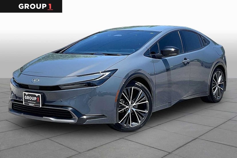 2024 Toyota Prius - Image 3