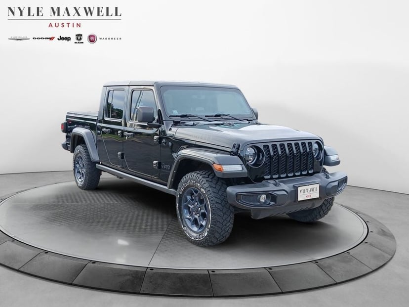 2023 Jeep Gladiator - Image 2