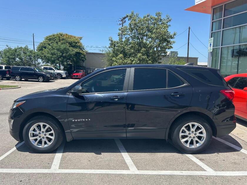 2020 Chevrolet Equinox - Image 2
