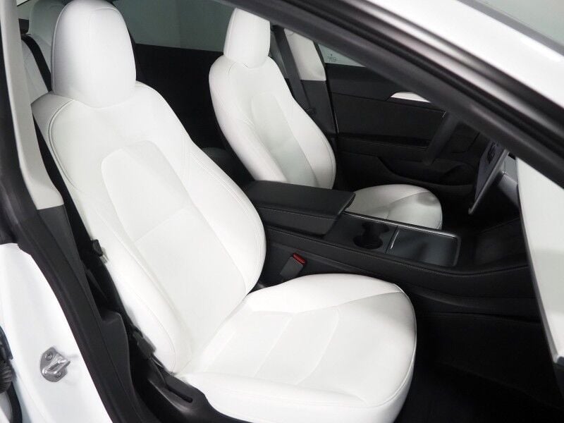 2023 Tesla Model 3 - Image 3