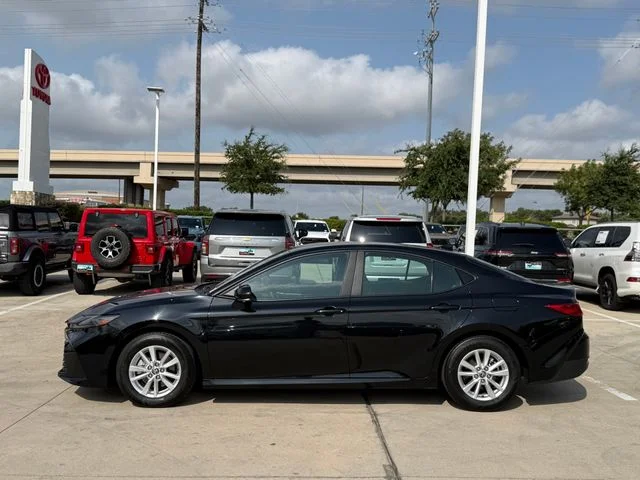 2025 Toyota Camry - Image 3