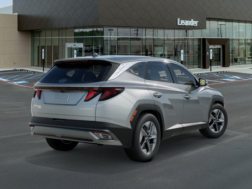 2026 Hyundai Tucson Hybrid - Image 3