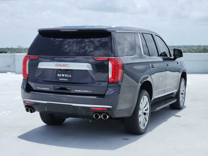 2024 GMC Yukon - Image 2