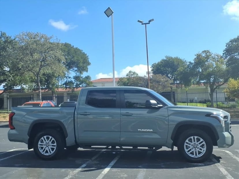 2025 Toyota Tundra - Image 2