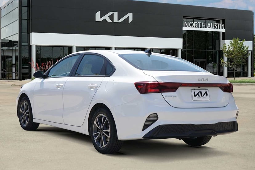 2024 Kia Forte - Image 3