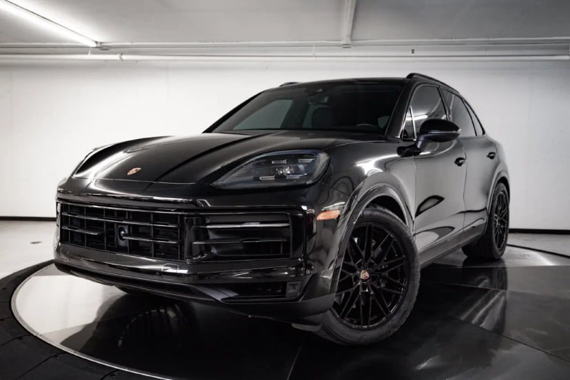 2024 Porsche Cayenne - Image 1
