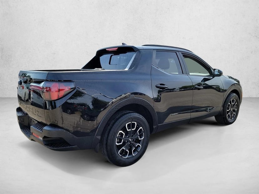 2022 Hyundai Santa Cruz - Image 1