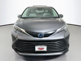 2025 Toyota Sienna - Preview 3