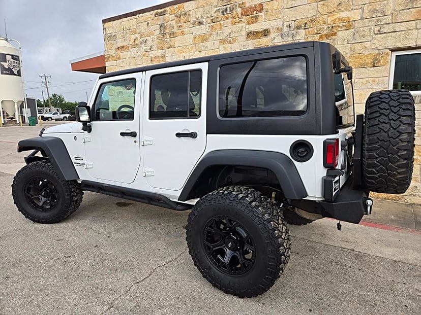 2016 JEEP Wrangler - Image 3