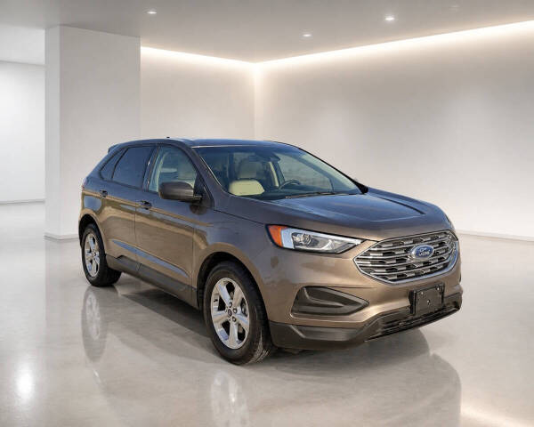 2019 Ford Edge - Image 1