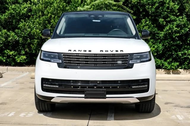 2024 Land Rover Range Rover - Image 2