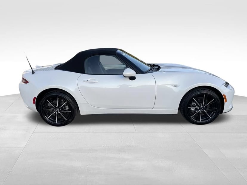 2024 Mazda MX-5 - Image 2