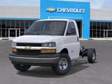 2026 Chevrolet Express Cutaway - Preview 6