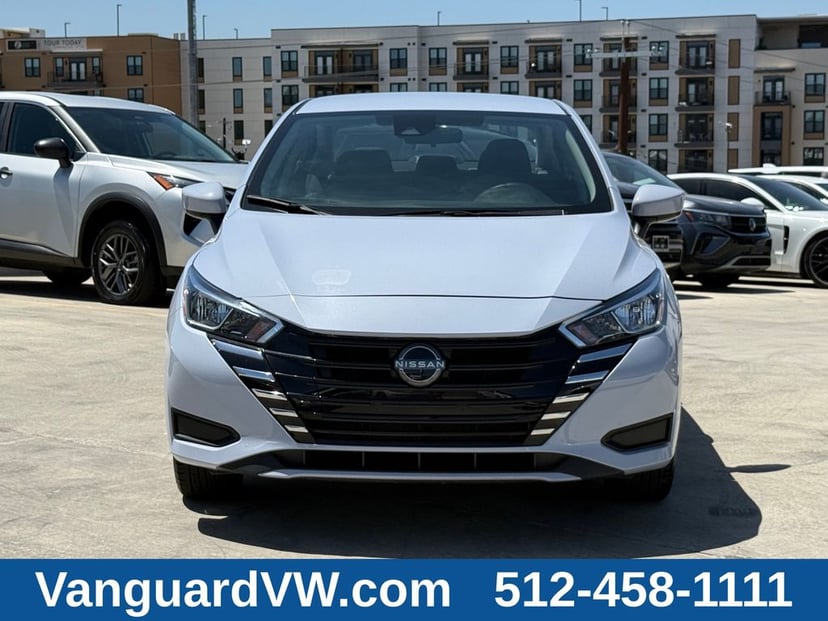 2024 Nissan Versa - Image 3