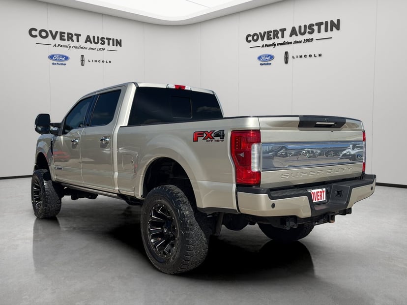 2017 Ford F-250 - Image 3