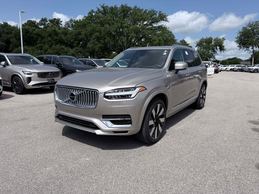 2024 Volvo XC90 - Image 1