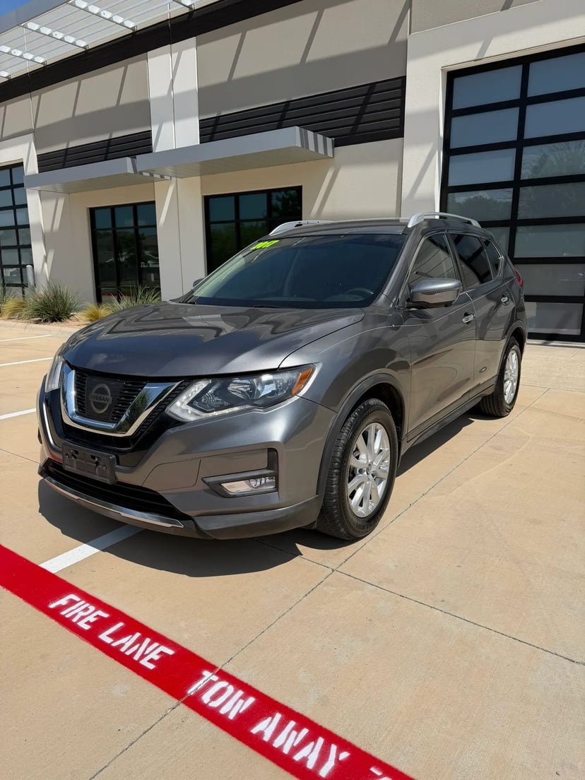2017 Nissan Rogue - Image 1