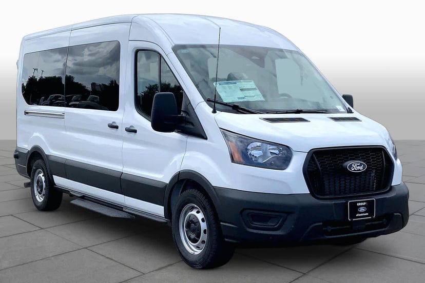 2026 Ford Transit - Image 2
