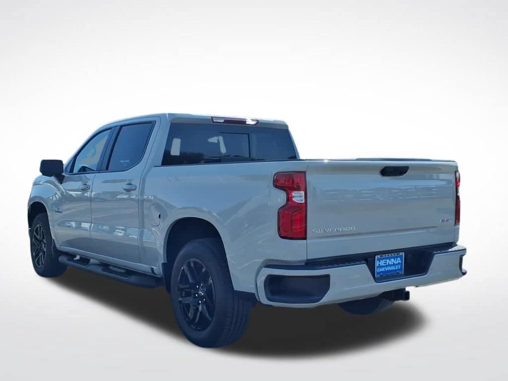 2026 Chevrolet Silverado 1500 - Image 3