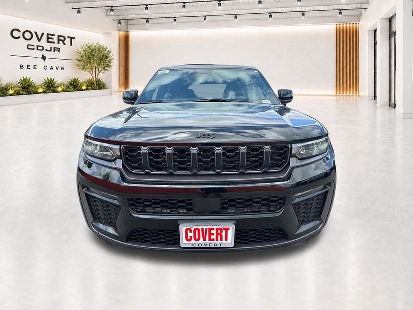 2026 Jeep Grand Cherokee - Image 1