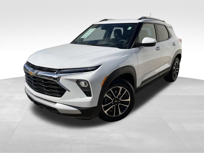 2025 Chevrolet Trailblazer - Image 1