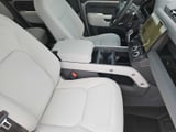 2026 Land Rover Defender - Preview 13