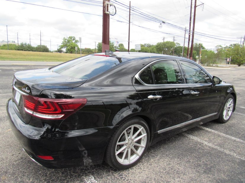 2014 Lexus LS 460 - Image 3
