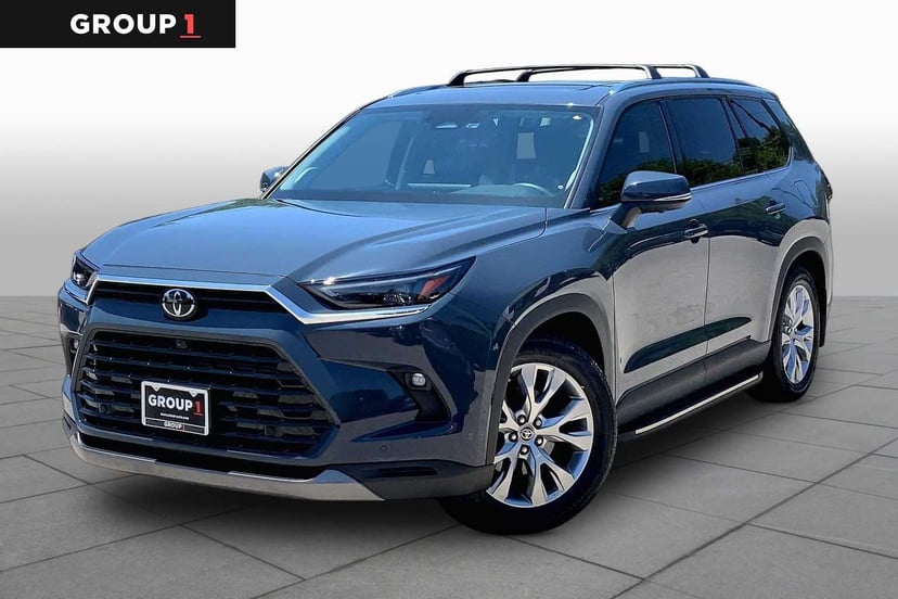 2025 Toyota Grand Highlander - Image 1