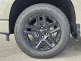 2026 Chevrolet Silverado 1500 - Preview 12
